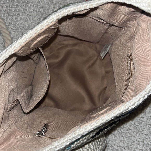 The Sak 121 Multicolor Tan Red Blue Crochet Knit Small Boho Crossbody Bucket Bag - Picture 9 of 13